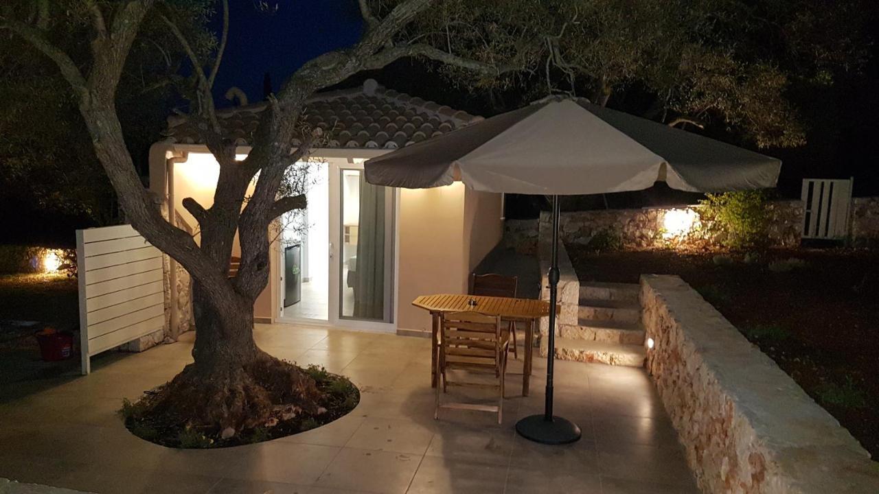 Villa Maria Tsoukaladhes Exterior photo